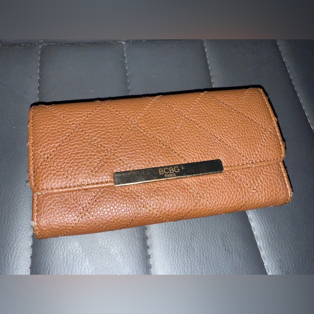 Used bcbgeneration wallet